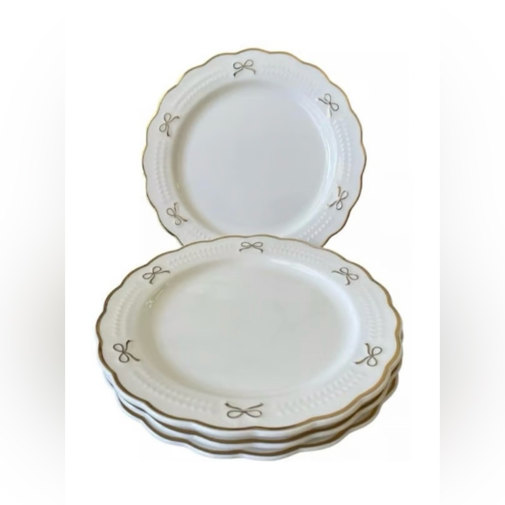 Gold Bow Scalloped Edge
Dinner Plates Set Of 6 - New Home | Color: White